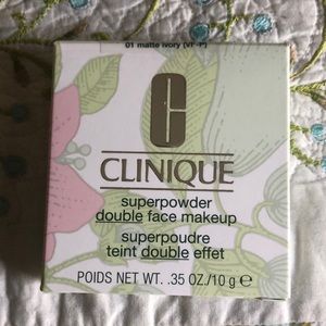 Clinique Superpowder Double Face Makeup